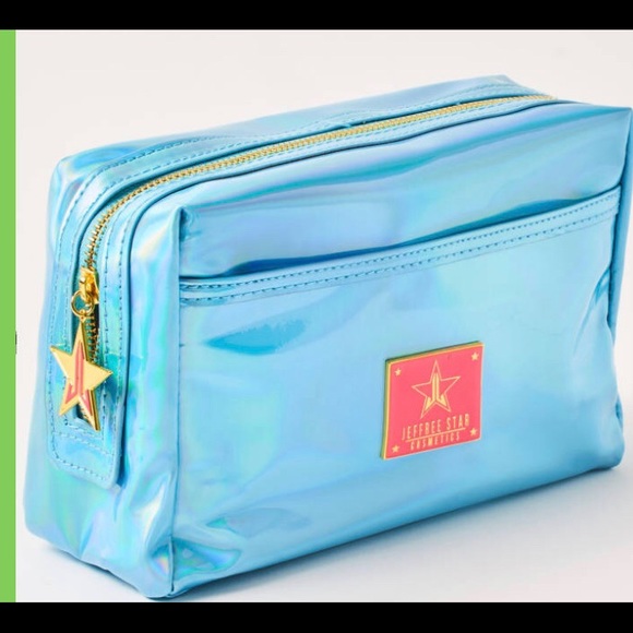 Jeffree Star Handbags - 👛NWT👛 Jeffrey Star Holographic Makeup Bag👛
